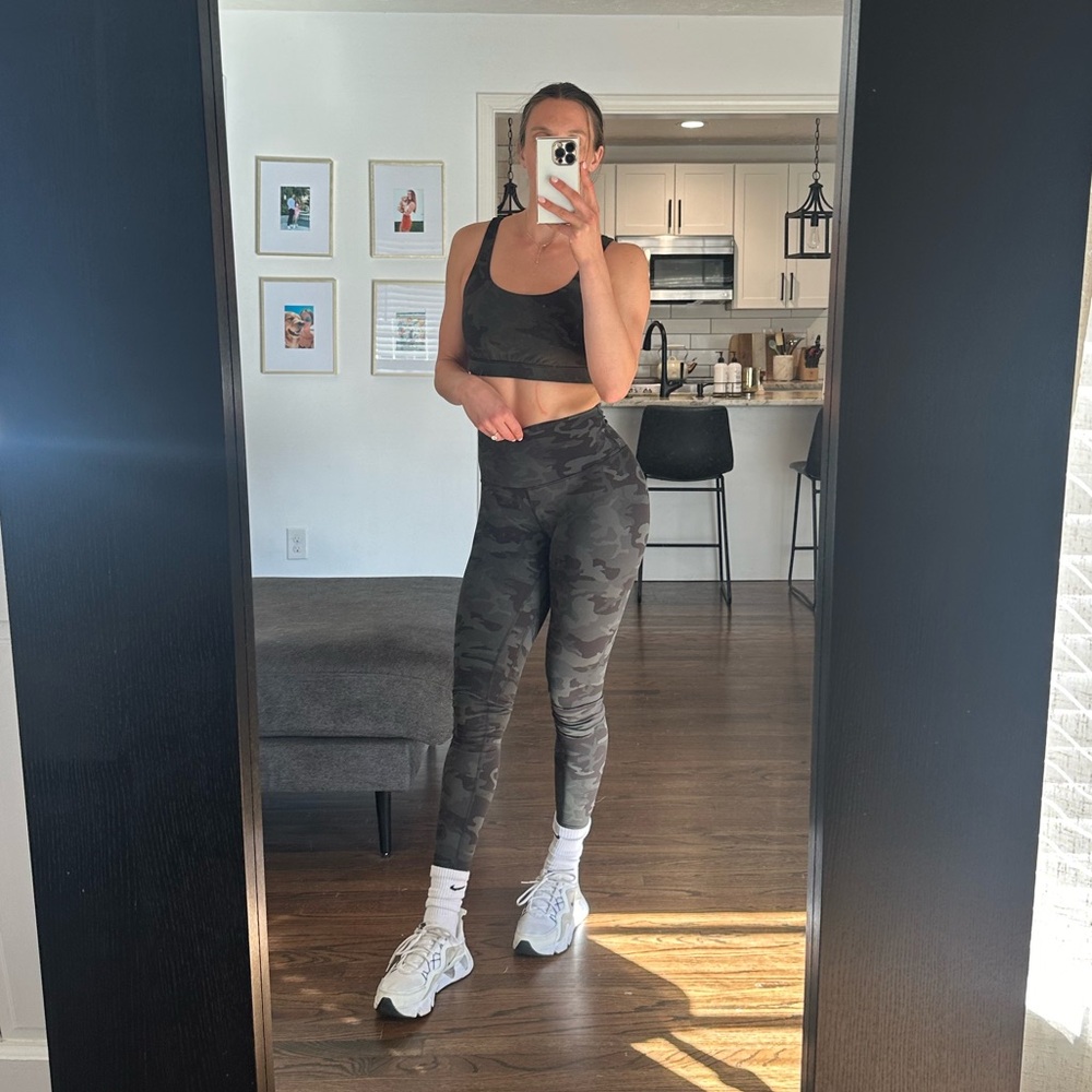 Lululemon align camo legging size 4